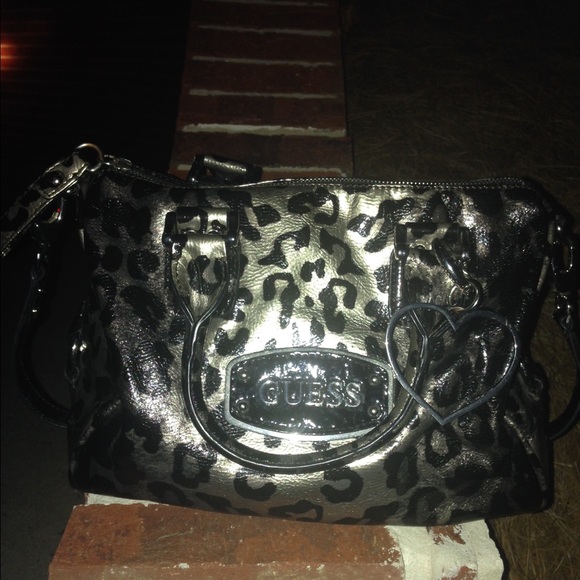 Guess purse