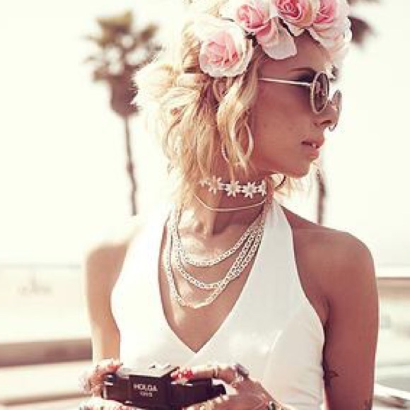 Sunflower choker necklace