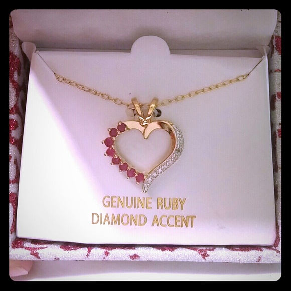 Heart necklace💗