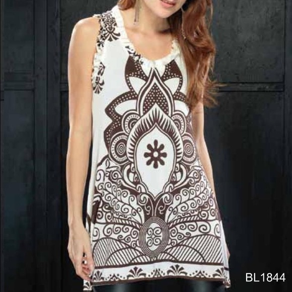 Gorgeous Adore Off white and brown Tunic BNWT!