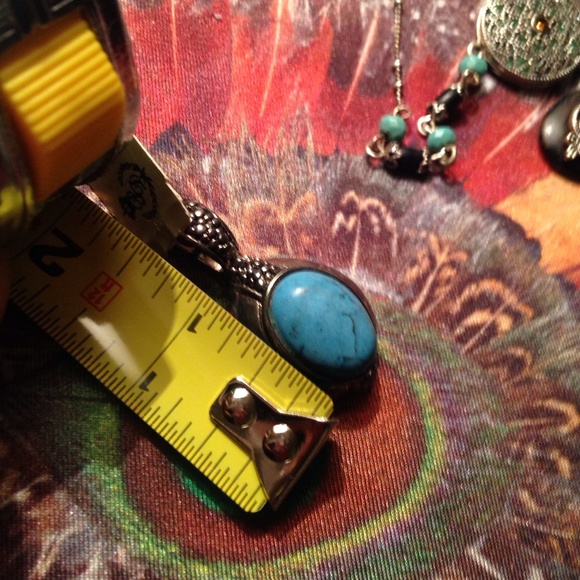 Turquoise Pendant - Picture 3 of 3