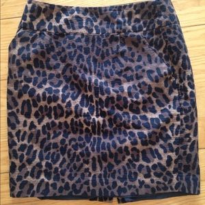 Leopard print pencil skirt