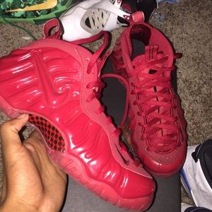 All red yezzy foams