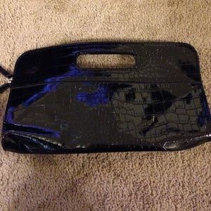 Black Clutch