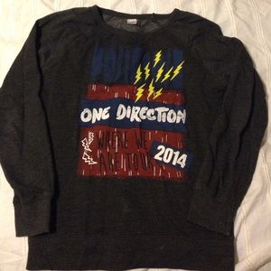 One Direction Where we are tour shirt