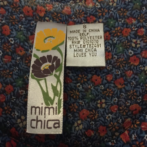 Mimi Chica Ruffled Top - Picture 2 of 2