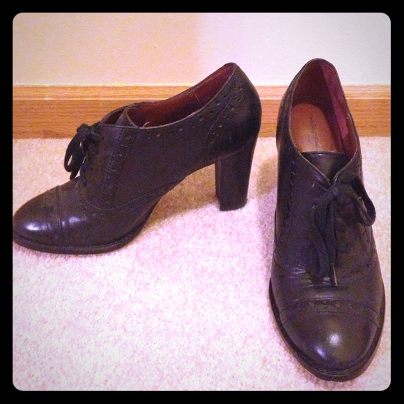 Halogen Black Oxford Boots