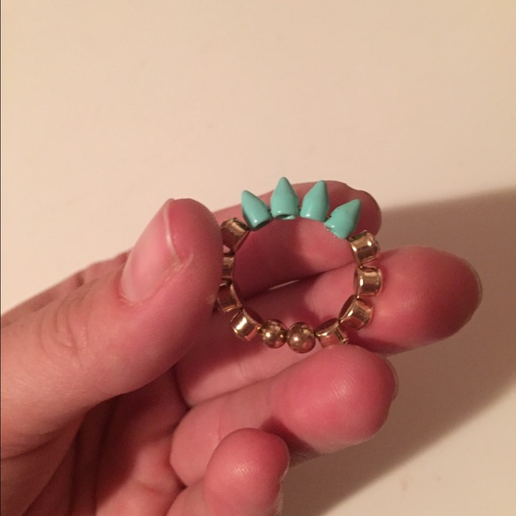 Spiked Turquoise Ring - Picture 2 of 3