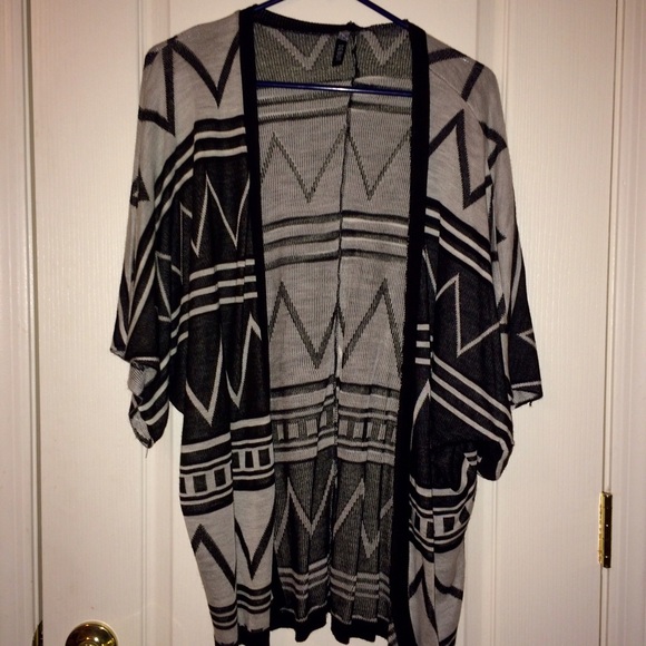 Aztec Kimono Cover