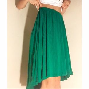 Green high low skirt!