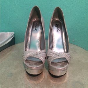 Lolashoetique Platforms!