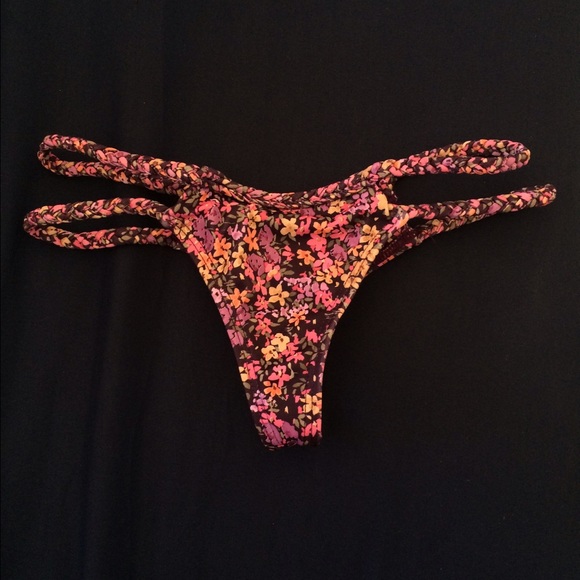 Frankies Bikinis Oceanside Bottoms