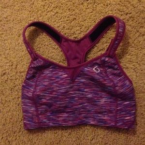 Sports bra