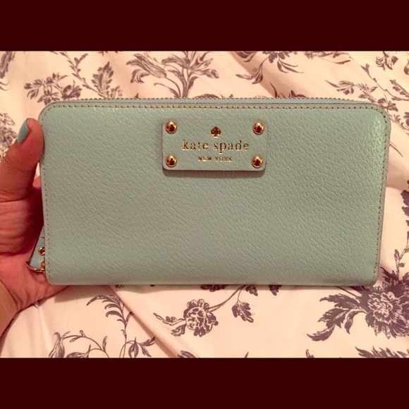 Kate Spade neda wellesley