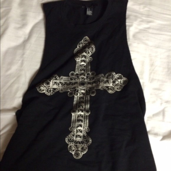 Cross top with cut open sides - Picture 1 of 1