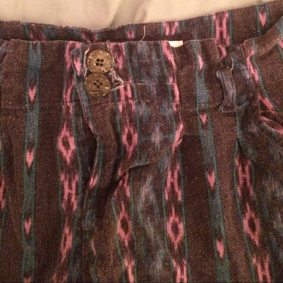 purple patterned shorts - Picture 3 of 3