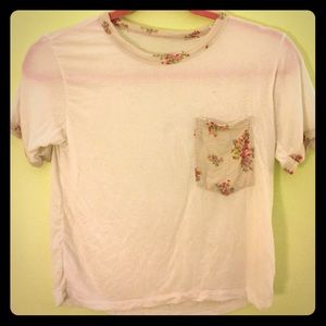 Brandy floral pocket tee top