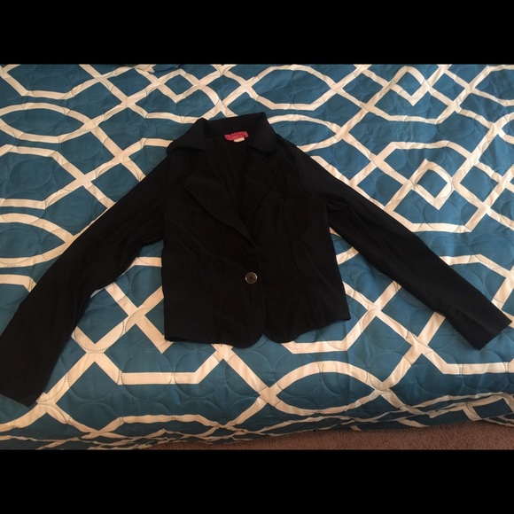 🎉SOLD🎉Black Blazer . (Stretch)