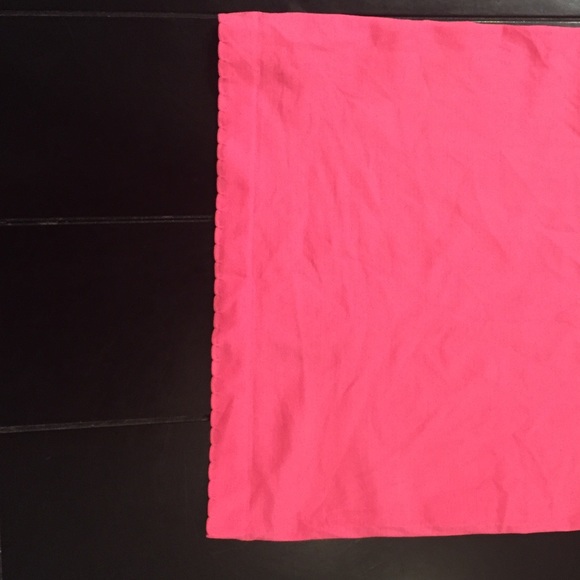 Victoria secret HOT pink cami, stretchy size S - Picture 2 of 3