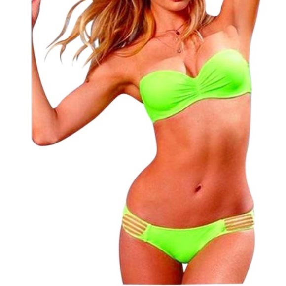 White Strapless Sexy Bikini in Small 💠Danielle💠 - Picture 4 of 4