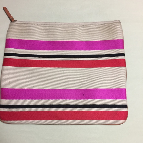 Kate spade clutch ‼️ SOLD ‼️ - Picture 2 of 4