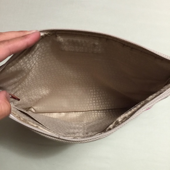 Kate spade clutch ‼️ SOLD ‼️ - Picture 3 of 4