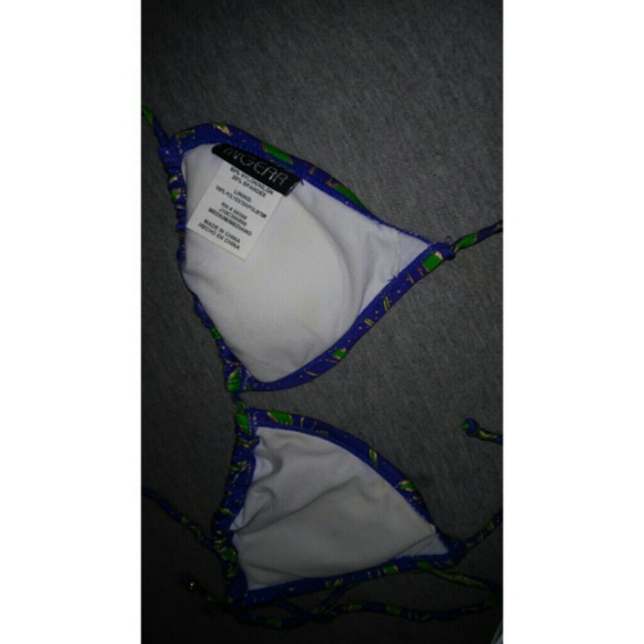 💥SALE💥Purple swim top - Picture 3 of 3