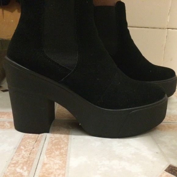Bakers platform booties - Picture 1 of 4