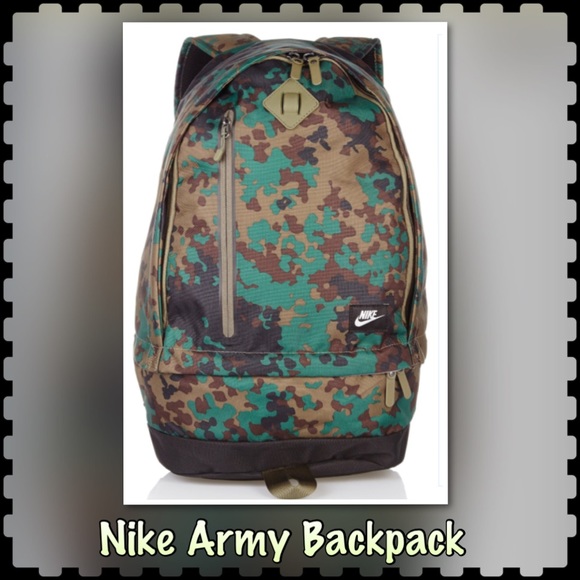 Nike Handbags - ❤️SOLD!!!SOLD!!!❤️