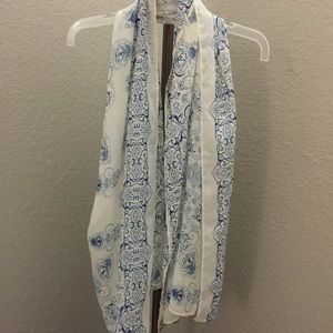 White & blue bohemian scarf