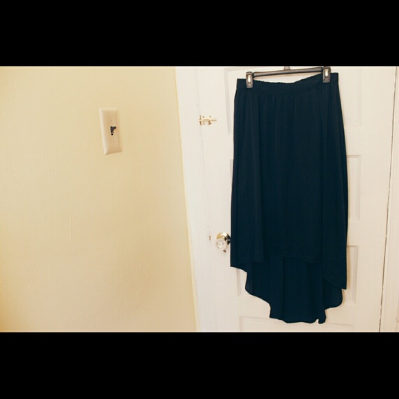 NWOT LC Lauren Conrad High-low skirt