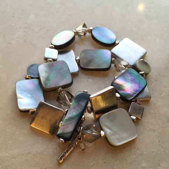 New Kenneth cole Mother-Of-Pearl/Crystal cuff! - Picture 4 of 4