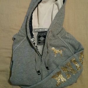 Very cute blinged our PINK VS Hoodie.