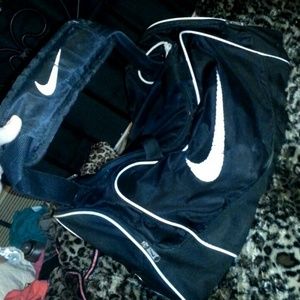Nike duffle bag