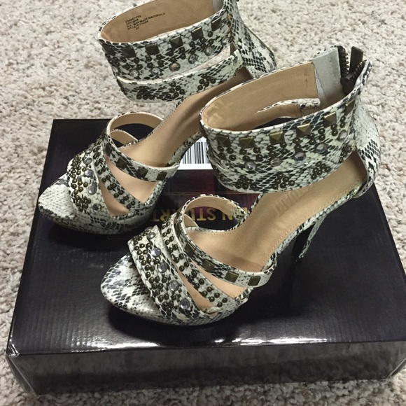 Colin Stuart high heels