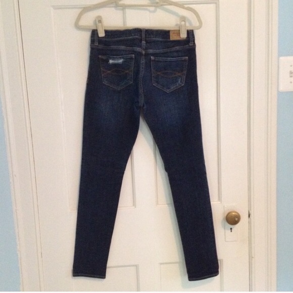 Abercrombie & Fitch dark wash skinny jeans size 4s - Picture 3 of 3