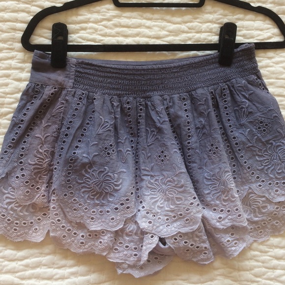 Free People lace scallop ombré shorts/skort.