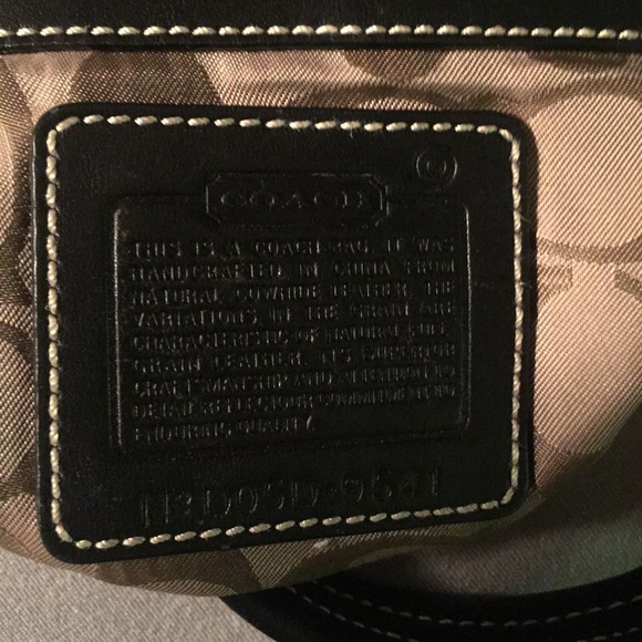 🌟SALE🌟 Small Authentic Coach Purse - Picture 2 of 4