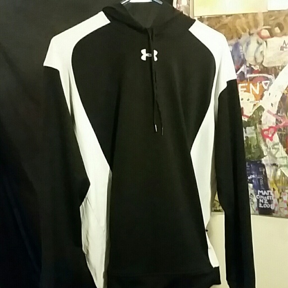 Black and white Under Armour hoodie