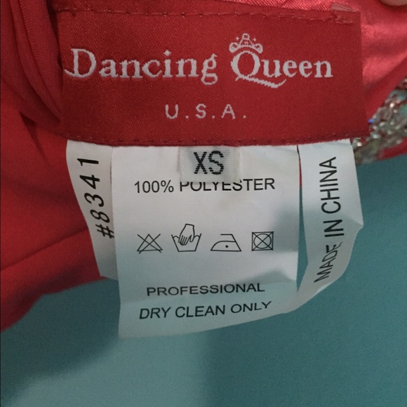 Elegant. Prom style dress! - Picture 2 of 4