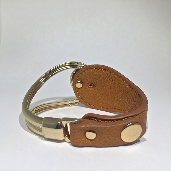 Button Wrap - Picture 2 of 2