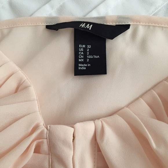 H&M Tops - Spaghetti Top H&M Tops - Spaghetti Top