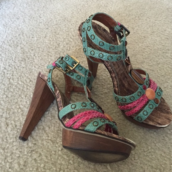 Aldo Heels - Picture 2 of 3