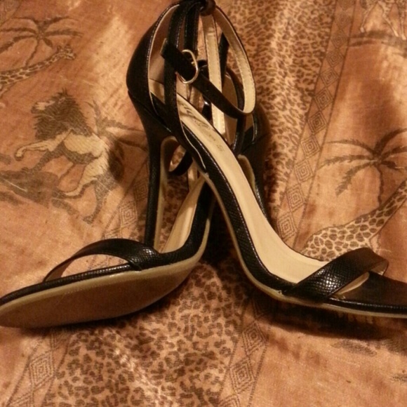 High heeled Strappy sandals