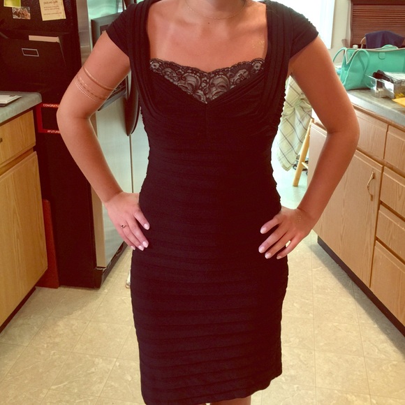 Adrianna Papell LBD