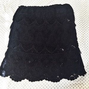 Black Crotchet Skirt // S