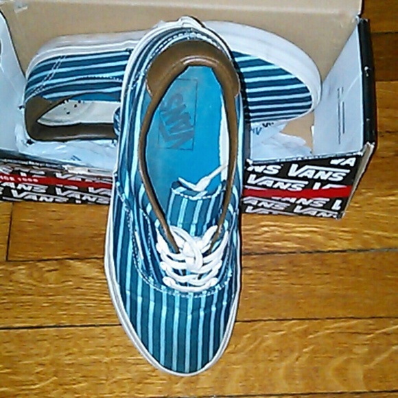 (Stripes) Blue/True White Vans