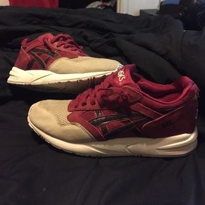 Asics Gel Saga Santa Christmas pack