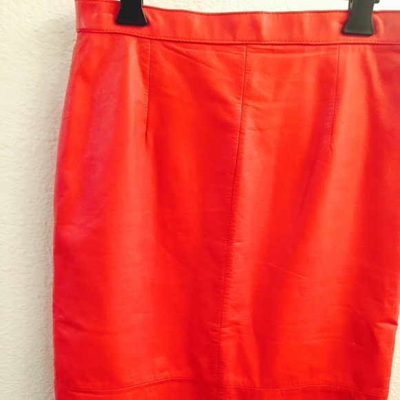 Leather vintage pencil skirt