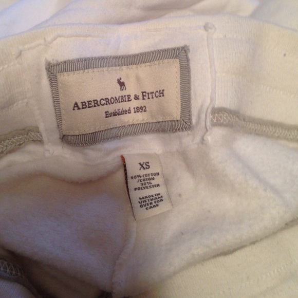 Abercrombie board shorts - Picture 3 of 3